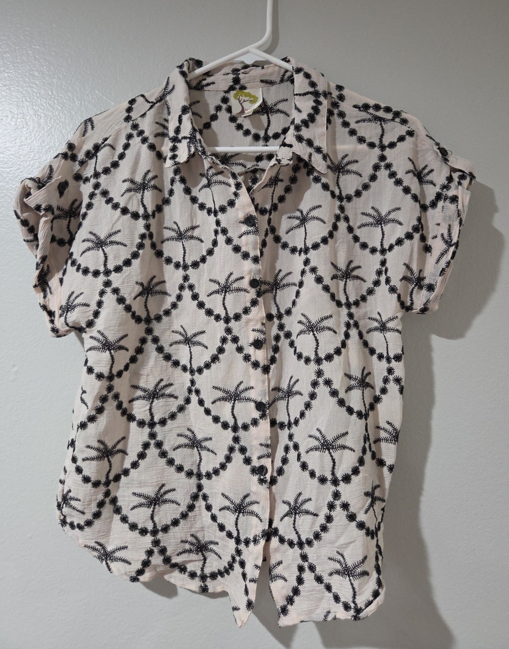 fig and flower Cream Button-Down Palm Print Short Sleeve Top